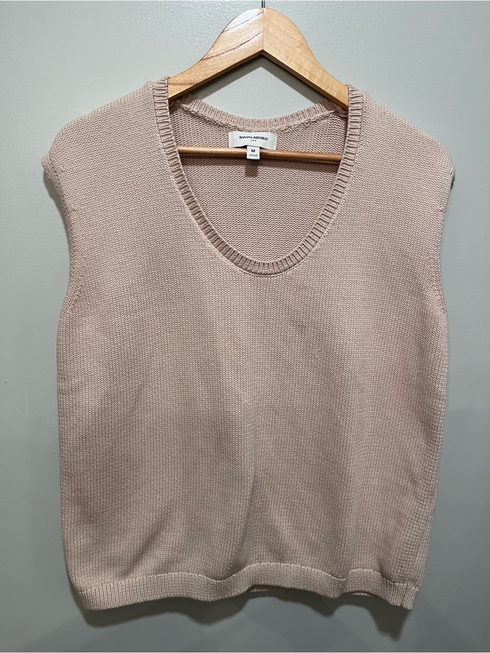 Banana Republic Blush Pink Knit Sleeveless Sweater Vest